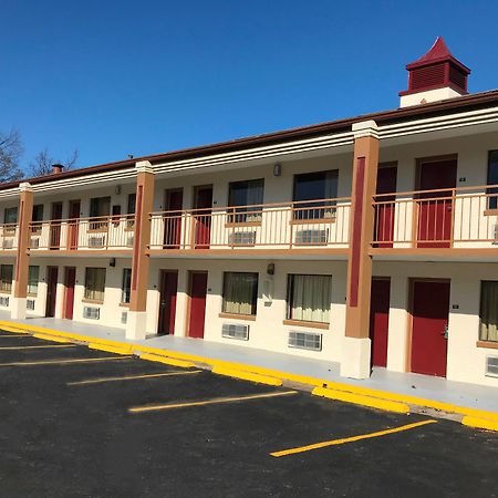 Red Roof Inn Memphis - Graceland Airport Eksteriør bilde